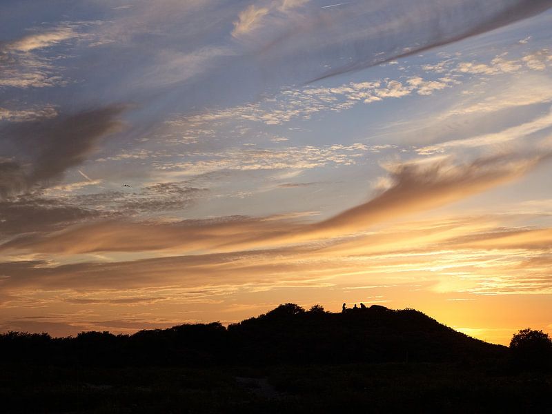 Wunderschöner Himmel bei Sonnenuntergang von Sjoerd van der Hucht