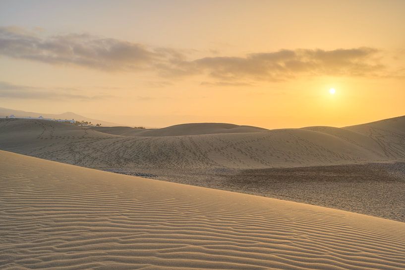 Sonnenaufgang in den Dünen von Maspalomas auf Gran Canaria von Michael Valjak