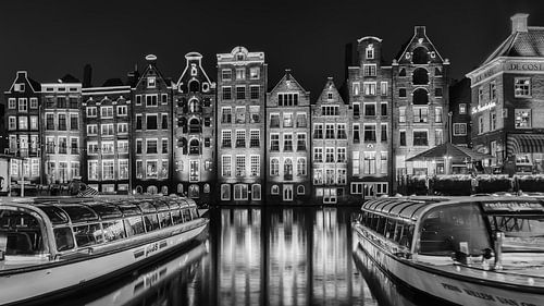 Damrak Amsterdam en noir et blanc sur Mirjam Boerhoop - Oudenaarden