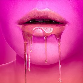 Lippen in Honig von Stanislav Pokhodilo