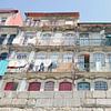 Die Türen von Ribeira, Porto - Architekturfotografie in Portugal von Carolina Reina Photography
