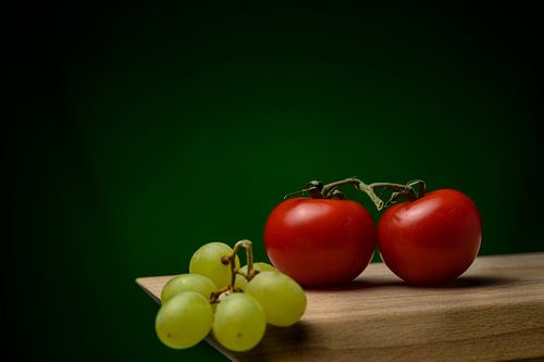 Raisins blancs et tomates