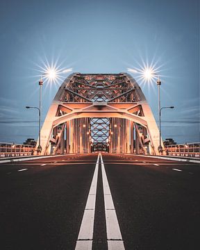 Thuiskomen in Nijmegen van Karsten Russ