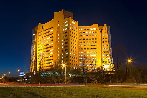 Nachtfoto Gasunie te Groningen