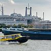 Drie vaartuigen in Rotterdam van Frans Blok