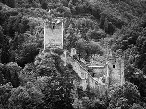 Niederburg Ruin in Manderscheid in the Eifel 1