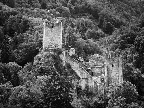 Ruine Niederburg Manderscheid in der Eifel 1