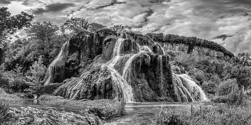 Waterval zwart-wit