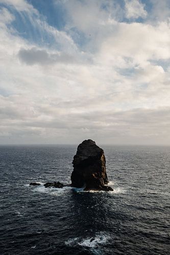 Madeira Vereda Da Ponta De São Lourenço - Felsen im Meer