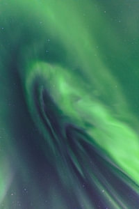 Nordlicht, Aurora Borealis über den Lofoten Inseln in Norwegen