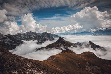 Blick über den Gehrengrad der Alpen in Lech von Thomas Heitz