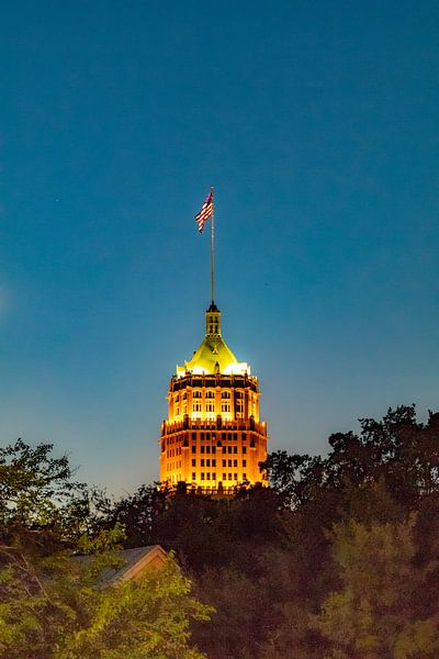 Building San Antonio Texas by Donny Kardienaal