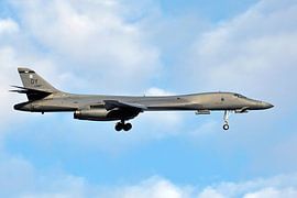 B-1 Lancer, bombardier