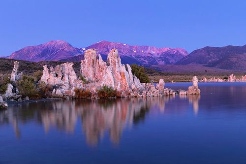 Lac Mono, au lever du soleil, Californie, États-Unis,