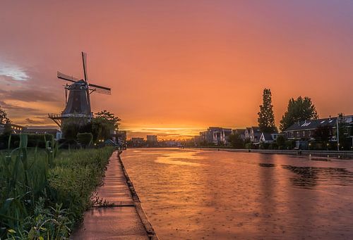 molen met zonsondergang