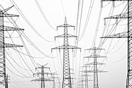 Leitungen bis zum Horizont von Ken Kühlbrandt