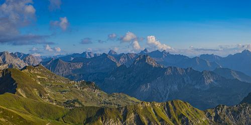 Panorama van Nebelhorn, 2224m naar het zuiden, Allgäuer Alpen