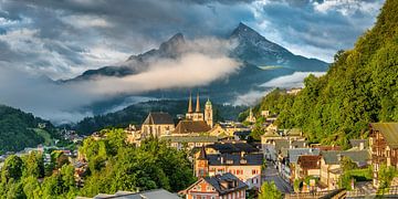 Berchtesgaden in Beieren bij zonsopgang van Voss fotografie
