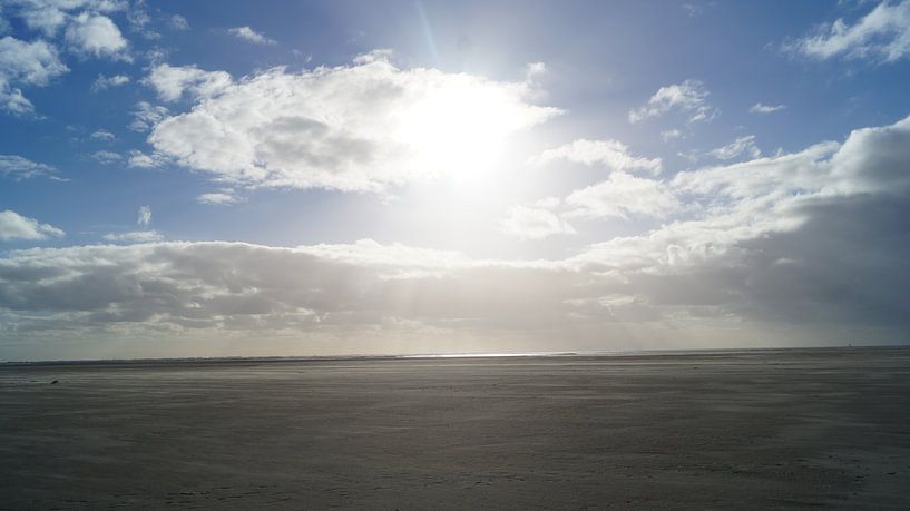 strand Schiermonnikoog met zon von ticus media