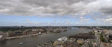 Panorama op westelijk havengebied Amsterdam van Peter Bartelings
