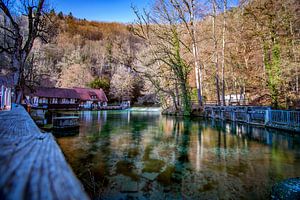 Der Blautopf mit historischen Hammerschmiede