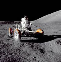 Astronaut in de Rover 