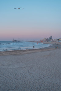 Surfer's Paradies bei Sonnenuntergang