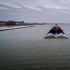 Push boat Veerhaven 11 by Vincent van de Water