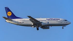Passagierflugzeug vom Typ Lufthansa Boeing 737-330.