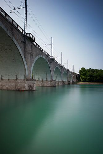 Spoorbrug Peschiera del Garda kleur
