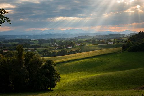 Laatste mooie licht met uitzicht op de Pyreneeën