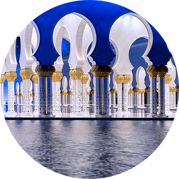 Blauwe en witte bogen in de Sheikh Zayed Moskee - Abu Dhabi van Rene Siebring