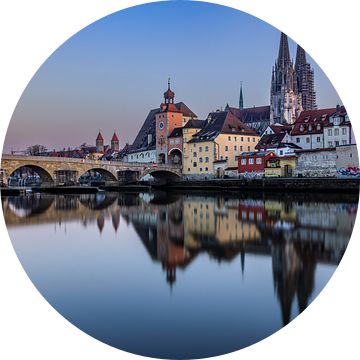 Regensburg in de avond