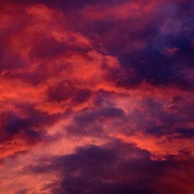 Fiery clouds by Eva Overbeeke