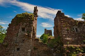 Castle ruins in the Vosges by Tanja Voigt