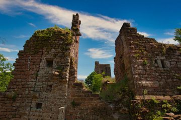 Burgruine in den Vogesen von Tanja Voigt