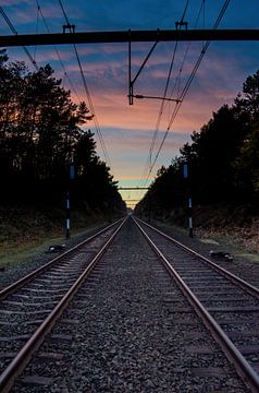 Spoorweg naar de zonsondergang van RB-Photography