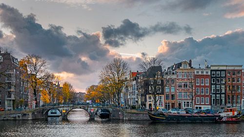 Prinsengracht with autumn clouds