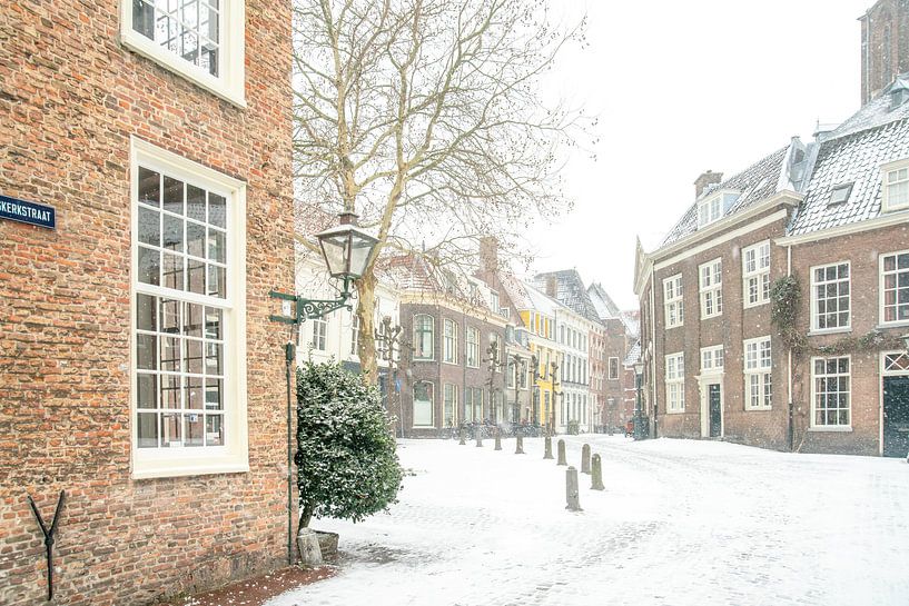 Snow in the city of Leiden by Dirk van Egmond