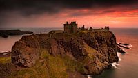 Dunnottar Castle Schotland van Peter Bolman thumbnail