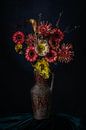 Stilleven van bloemen in een vaas op groen fluweel van MICHEL WETTSTEIN thumbnail