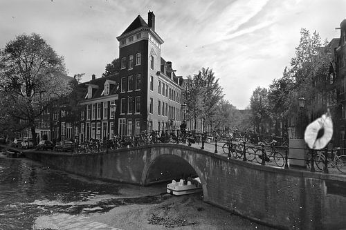 Le Prinsengracht d'Amsterdam au printemps