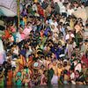 Religiöses Baden im Ganges, Varanasi, Indien von Frans Lemmens