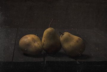 Three Pears, Stillife van ArtistryOnWalls