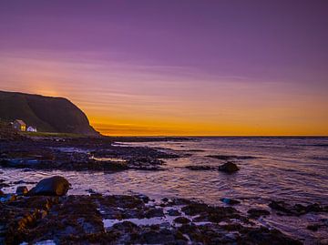 Sonnenuntergang an der Norwegischen Küste von Patrick van Oostrom