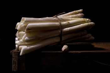 Still life of asparagus, inspired by Adriaen Coorte