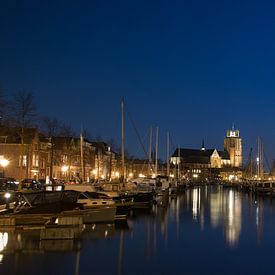 Große Kirche in Dordrecht am Abend im Nieuwe Haven von Patrick Verhoef