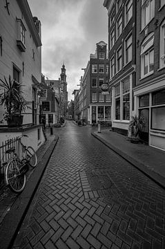 Eerste Leliedwarsstraat Amsterdam van Foto Amsterdam/ Peter Bartelings