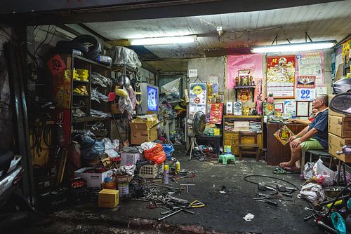 Taiwanese scooter workshop