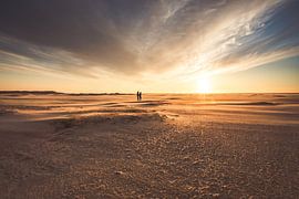 Sonnenuntergang am Strand von Zeeland von Peter Haastrecht, van